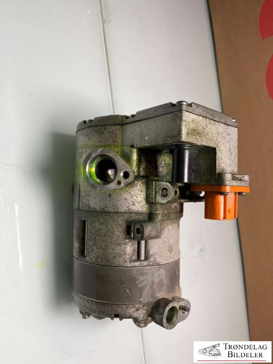 Aircondition kompressor elbil til VW e-Golf 2014-2017 (Fase 1)  (5QE 816 803|12E820803B|12E820803C|12E820803E|5QE816803|5QE816803D|5QE816803E|5QE816803G|5QE816803H|5QE820803|5QE820803A|ACP01173|5QE 816 803 A|5QE 816 803 L)