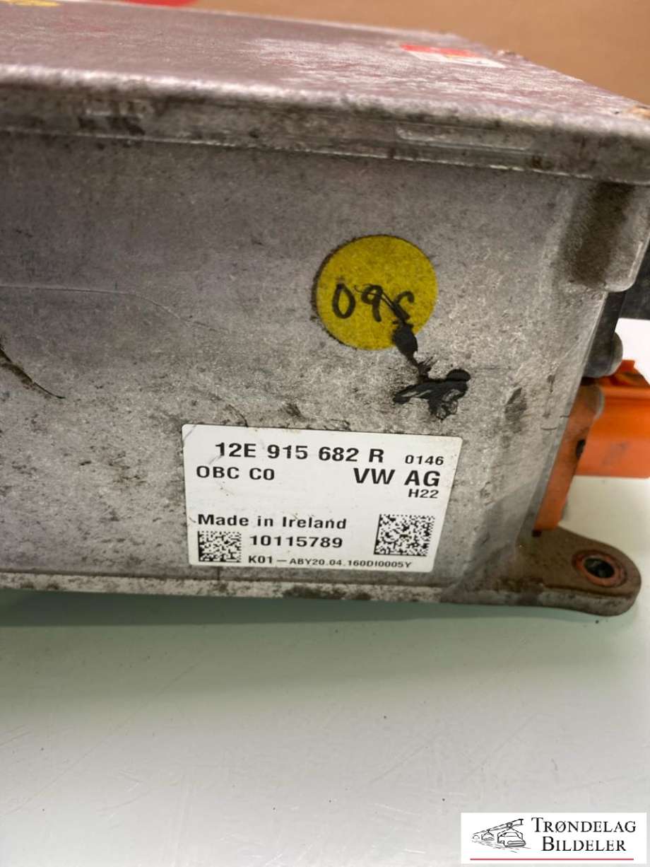 Batterilader (OBC - On Board Charger) til VW e-Golf 2014-2017 (Fase 1) (12E 915 682 R|12E915682G|)