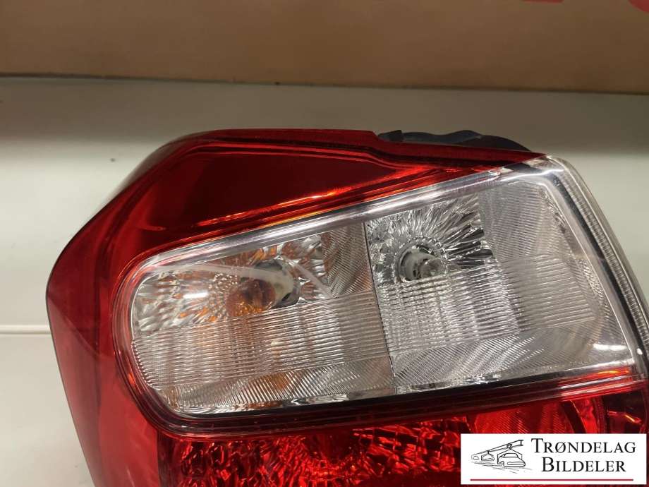 Baklykt venstre til Subaru XV 2012-2017 (Type I)  (84912FJ050|)
