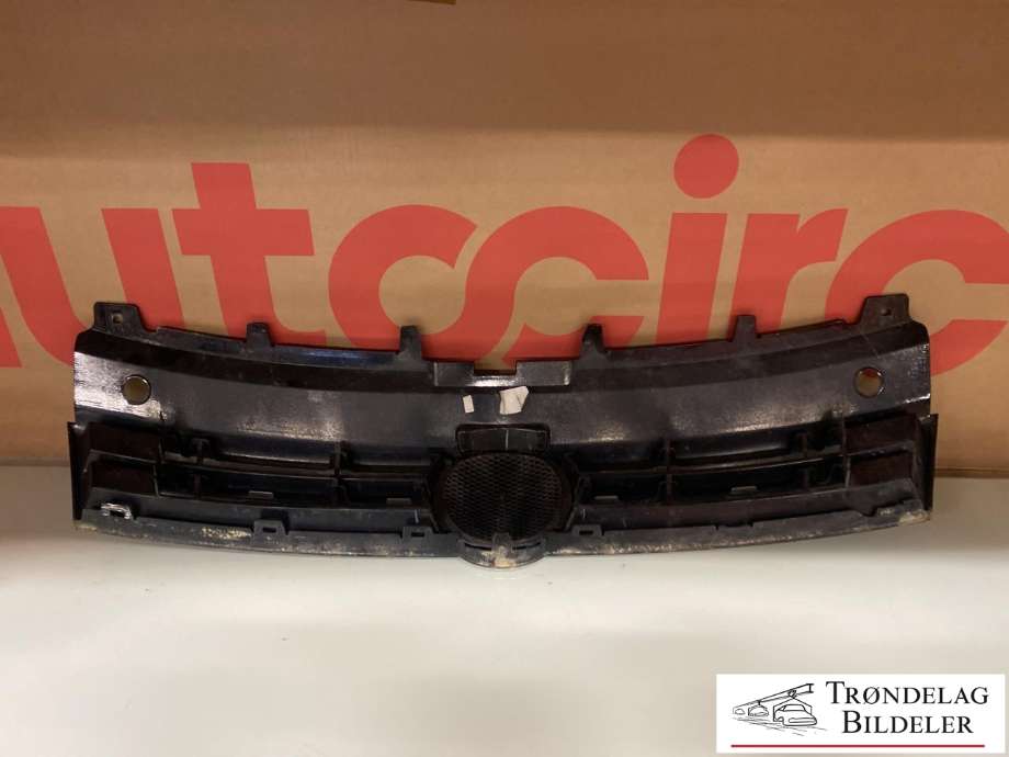 Grill til VW Polo 2009-2014 (Type V, Fase 1)  (6R0 853 651 T|)