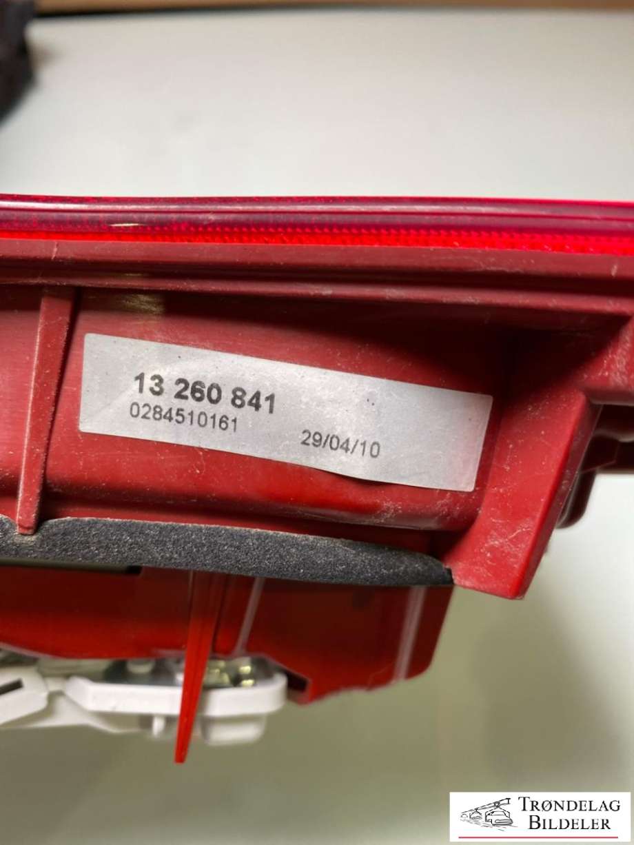 Baklykt høyre indre til Opel Meriva B 2010-2017 (13307492|13435486|12 22 478|13 260 841|)
