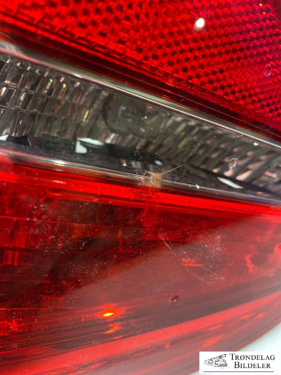 Baklykt høyre indre til Opel Meriva B 2010-2017 (13307492|13435486|12 22 478|13 260 841|)