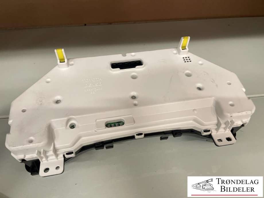 Instrumentpanel til Lexus CT 2010-2020 (8380076041|)
