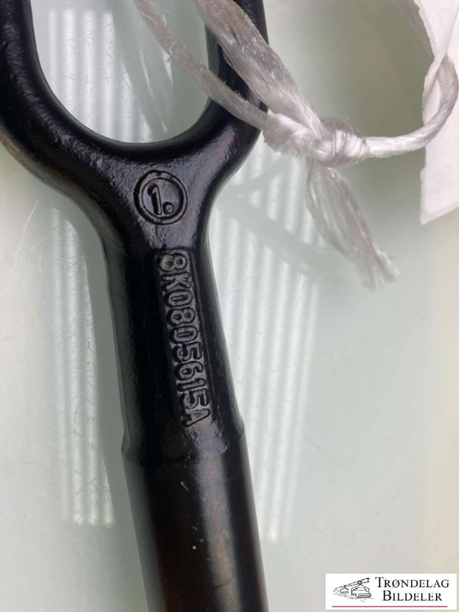 Bagasjerom slepeøye/tauekrok til VW ID.3 2020-->>  (8K0805615A|)