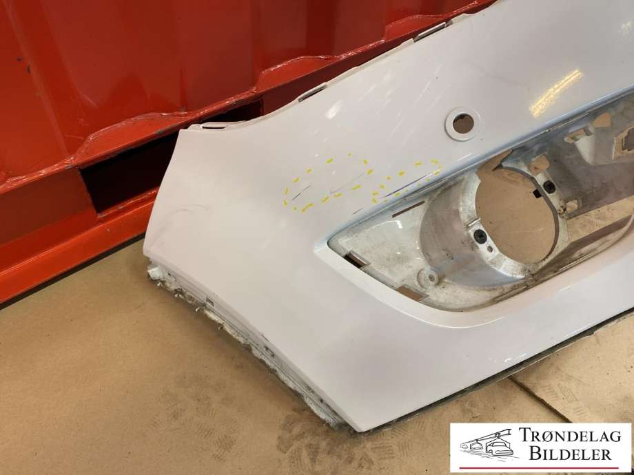 Støtfanger foran til Ford Kuga 2008-2012 (Type I)  (1544518|8V41-17757-AEXWAA|)