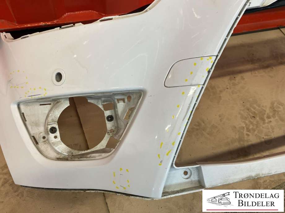 Støtfanger foran til Ford Kuga 2008-2012 (Type I)  (1544518|8V41-17757-AEXWAA|)