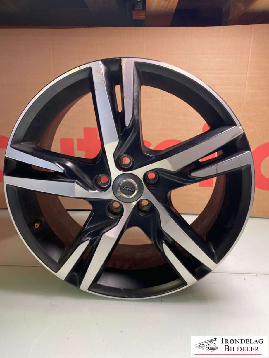 Felg aluminium til Volvo XC40 2018-2024 (OEM|31445812|7.5X18|ET50.5|R126|)