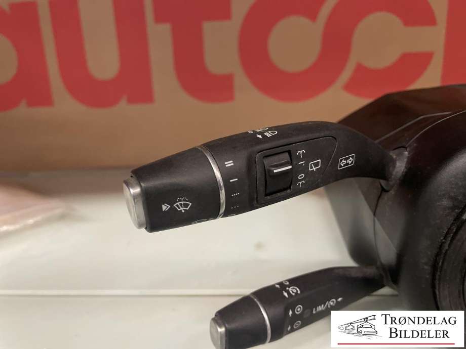 Bryter combi til Mercedes Vito 2014-->> (W447) (W447) (A 246 900 89 17 9051|A 246 900 01 20 9051|)