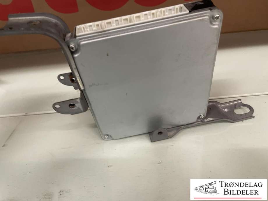 Styreenhet motor til Toyota Land Cruiser 120 2002-2009  (896616A330|175800-7243|)