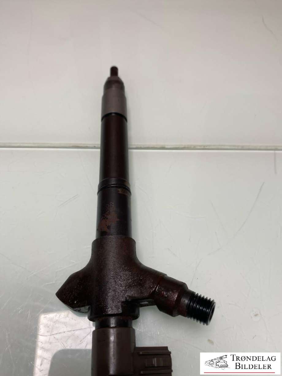 Dyse innsprøyting diesel til Toyota Avensis 2009-2015 (Type III, Fase 1) (2367029115|2367029116|23670-0R100|23670-0R101|23670-26070|23670-26071|23670-29116)