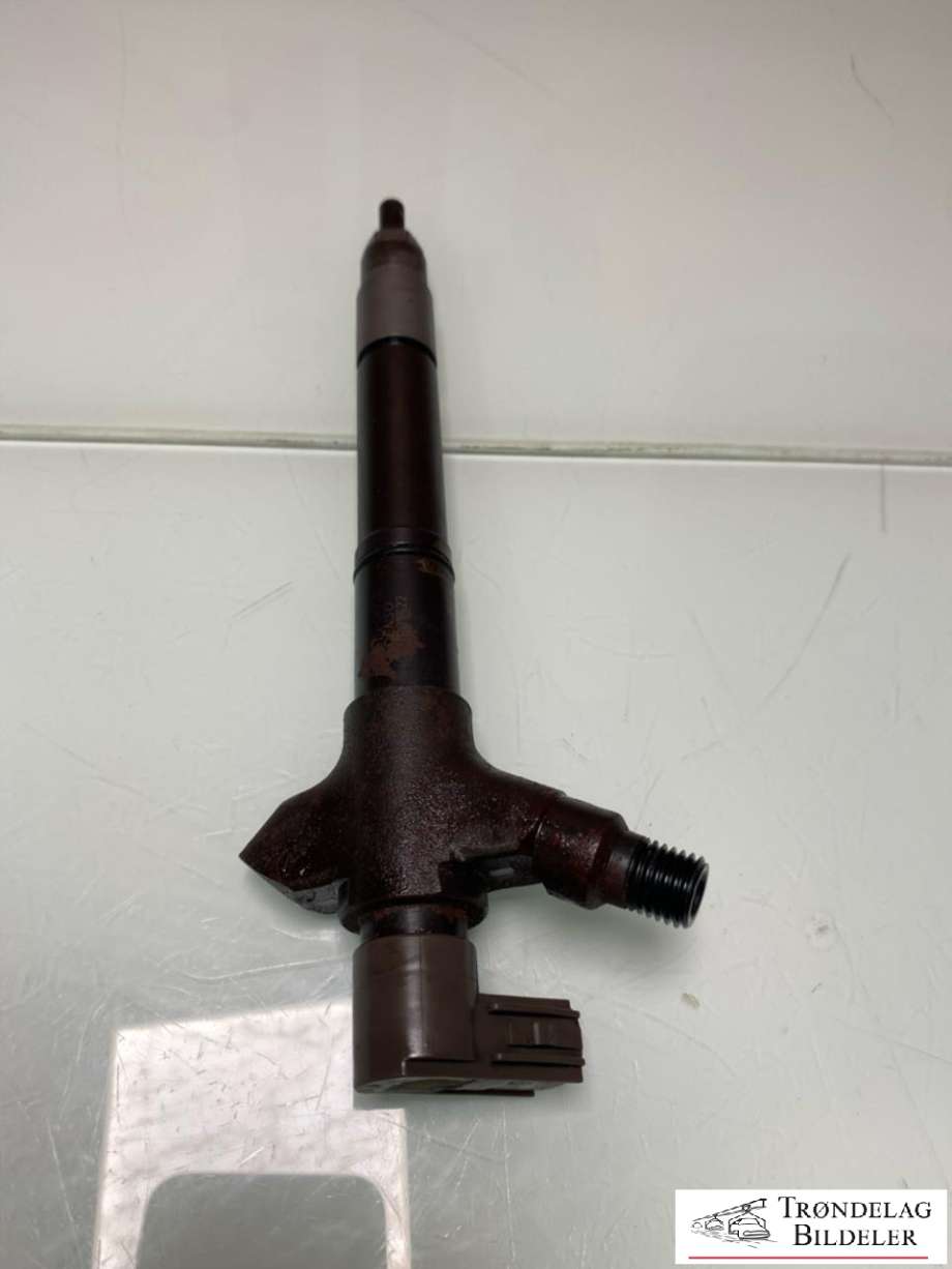 Dyse innsprøyting diesel til Toyota Avensis 2009-2015 (Type III, Fase 1) (2367029115|2367029116|23670-0R100|23670-0R101|23670-26070|23670-26071|23670-29116)