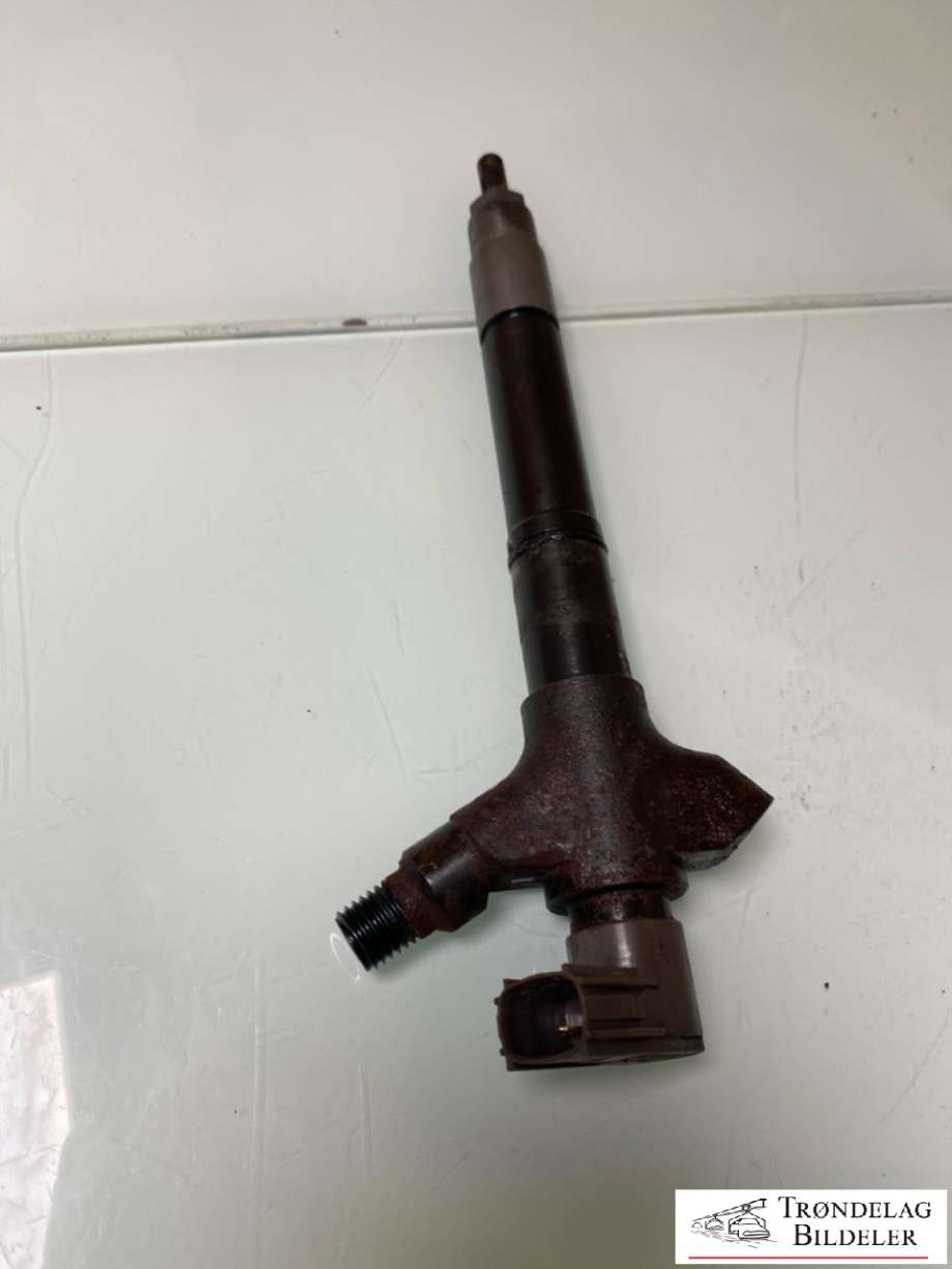 Dyse innsprøyting diesel til Toyota Avensis 2009-2015 (Type III, Fase 1) (2367029115|2367029116|23670-0R100|23670-0R101|23670-26070|23670-26071|23670-29116)