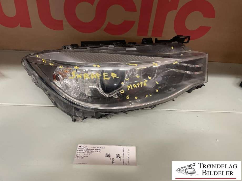 Frontlykt høyre xenon til BMW 3-Serie, 2012-2018 (F30/F31/F34) (F30/F31/F34) (63 11 7 355 556)