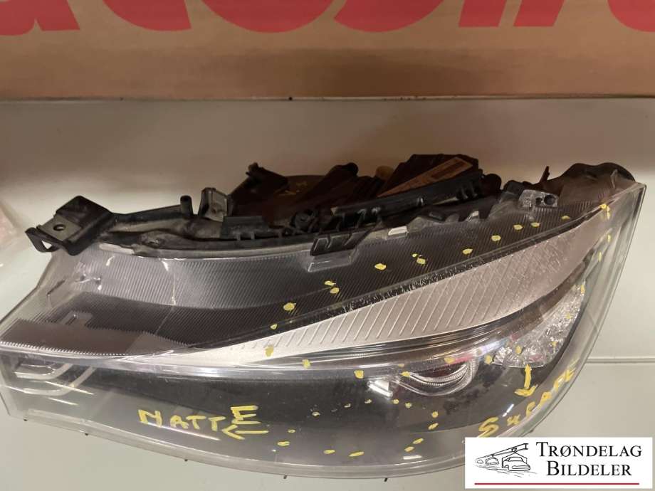 Frontlykt venstre xenon til BMW 3-Serie 2012-2018 (F30/F31/F34) (F30/F31/F34) (63 11 7 355 555|)