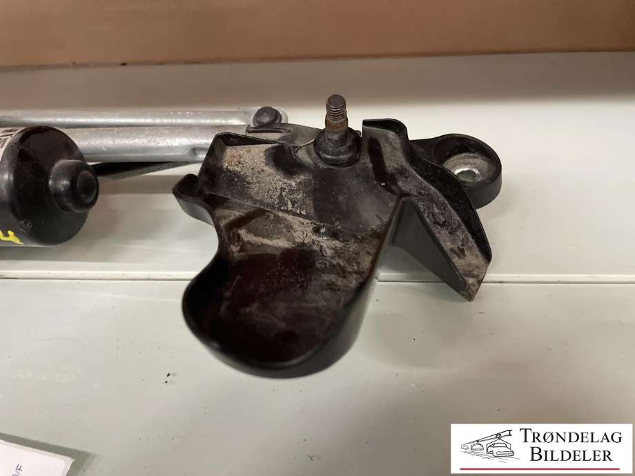 Viskermotor frontrute komplett m/overføring til BMW 3-Serie 2012-2018 (F30/F31/F34) (F30/F31/F34) (61 61 7 260 488|)