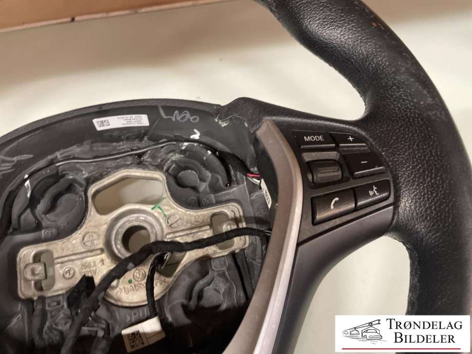 Ratt til BMW 3-Serie 2012-2018 (F30/F31/F34) (F30/F31/F34) (32 30 2 230 190|)