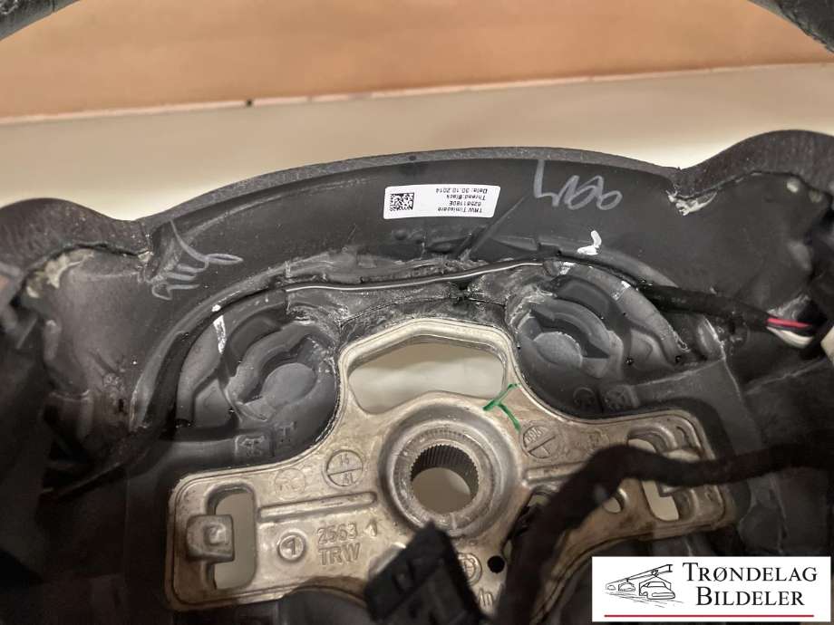 Ratt til BMW 3-Serie 2012-2018 (F30/F31/F34) (F30/F31/F34) (32 30 2 230 190|)