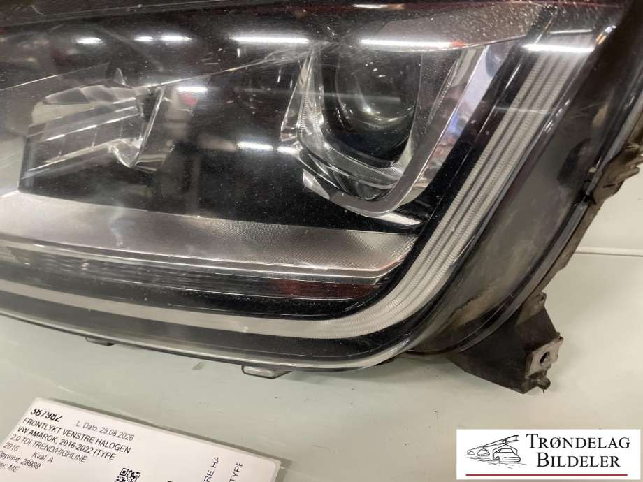 Frontlykt venstre halogen til VW Amarok 2016-2022 (Type I, Fase 2)  (2H1 941 017|2H1 941 017 A|)