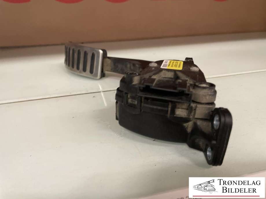 Pedal gass til VW Amarok 2016-2022 (Type I, Fase 2)  (6Q1 723 503 K|6Q1 723 503 P|)