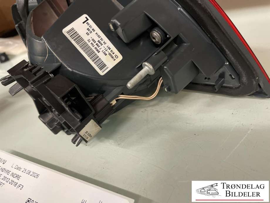 Baklykt høyre indre til BMW 3-Serie 2012-2018 (F30/F31/F34) (F30/F31/F34) (63 21 7 286 034|)