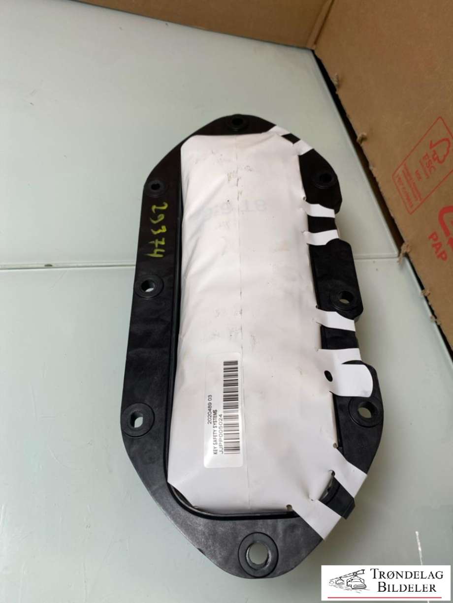 Airbag passasjer til Jaguar I-PACE 2018-->>  (T4K9056 |J9D3044A74AE|T4K11935 |J9D3044A74AF|)