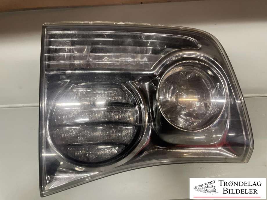 Baklykt høyre indre til Lexus RX 2003-2009 (Type II) (XU30) (XU30) (8158148061|)