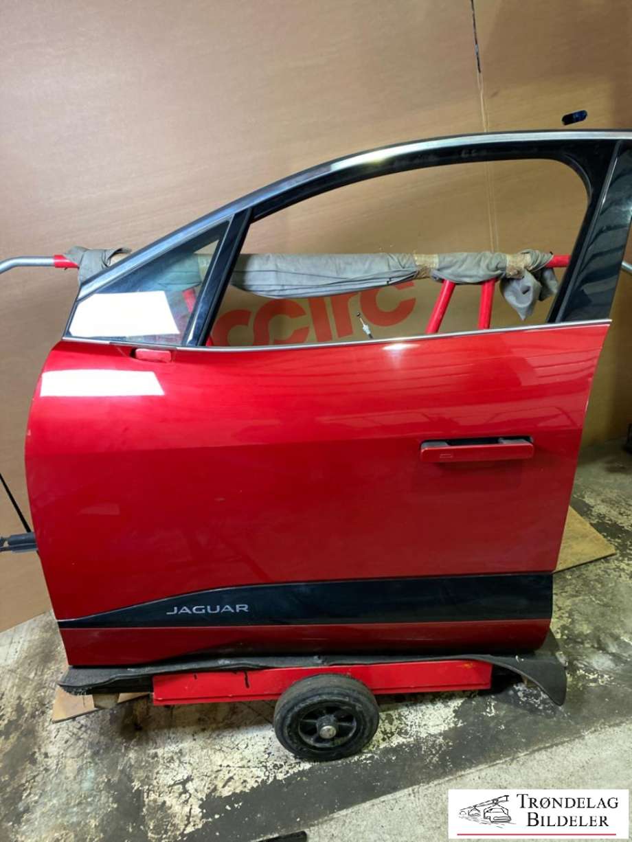 Dør venstre foran til Jaguar I-PACE 2018-->> (T4K1542|SAJ9D320125AA|)