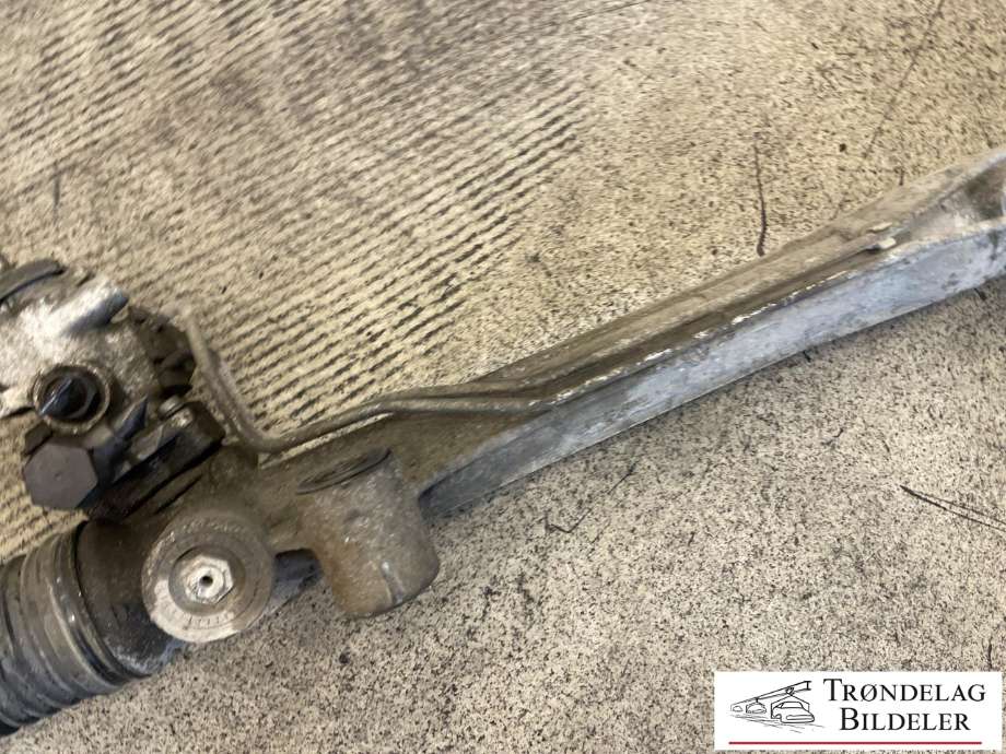 Tannstang til VW Amarok 2016-2022 (Type I, Fase 2) (2H1 422 061 J|)