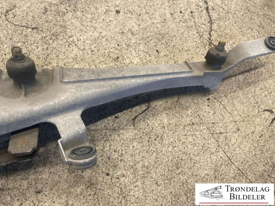 Viskermotor frontrute komplett m/overføring til Lexus RX 2003-2009 (Type II) (XU30) (XU30) (8515048130|8511048130|)