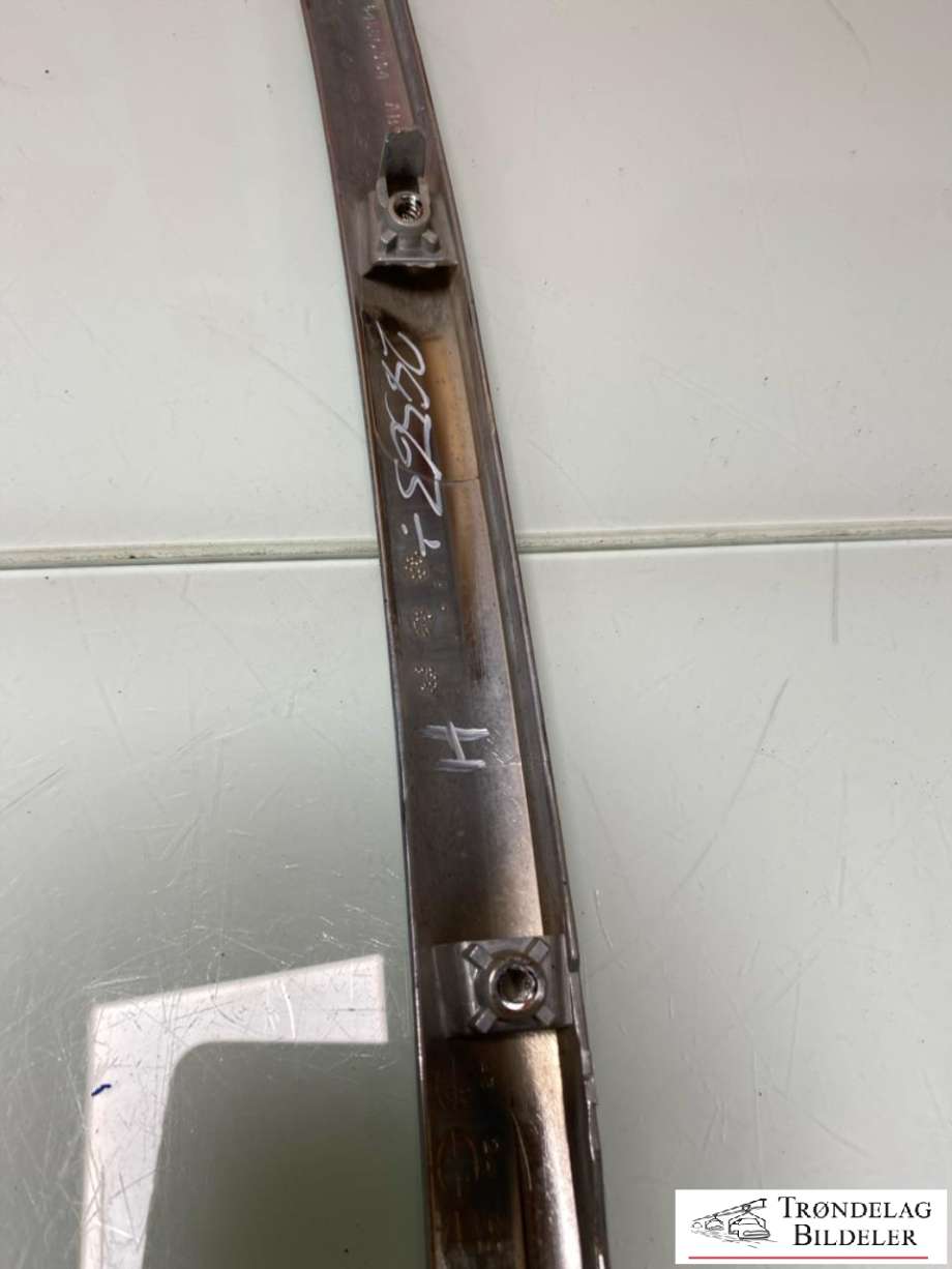 Lister til Mitsubishi ASX 2010-2019  (6400C964|HØYRE|)