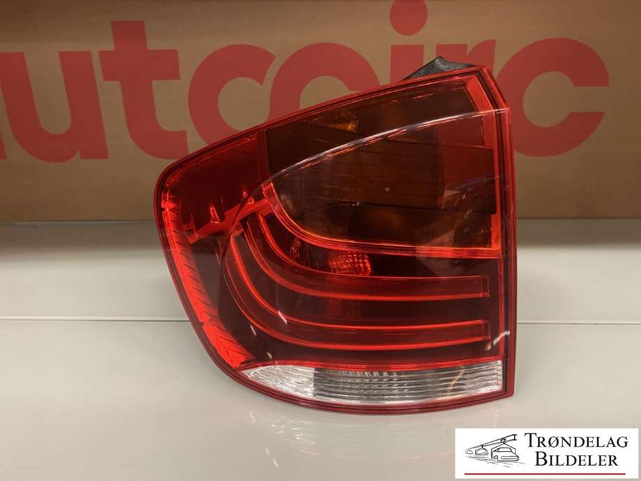 Baklykt venstre til BMW X1 2009-2015 (E84) (E84) (63 21 2 990 109|)