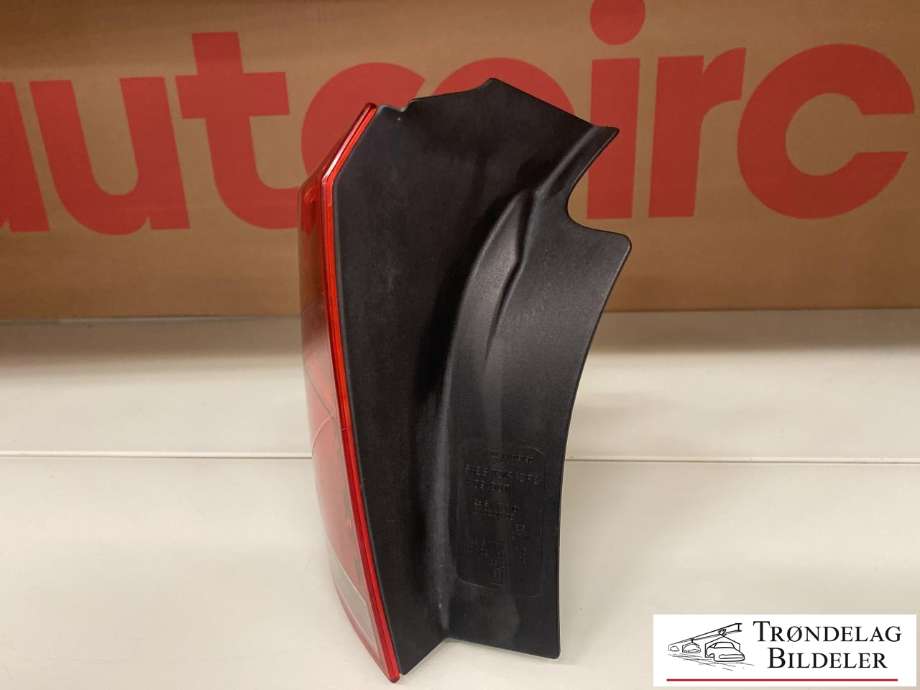 Baklykt venstre til BMW X1 2009-2015 (E84) (E84) (63 21 2 990 109|)