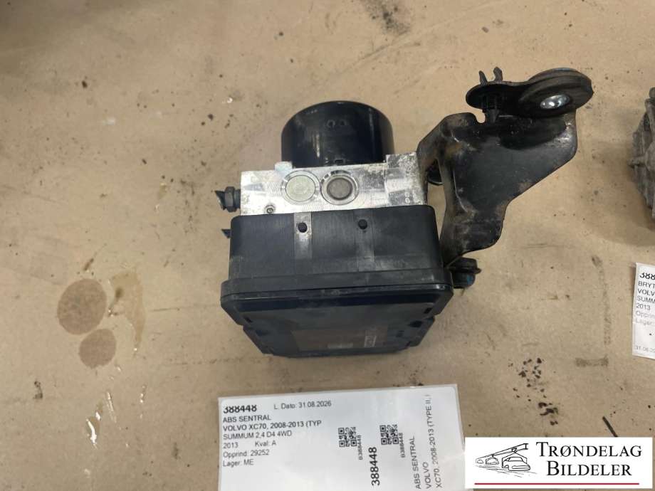ABS sentral til Volvo XC70 2008-2013 (Type II, Fase 1)  (31261143|31329140|)