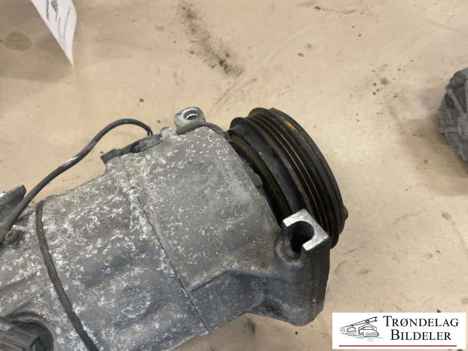 Aircondition kompressor til Volvo XC70 2008-2013 (Type II, Fase 1) (36001462|890062|31315453|31332386|31366155|36001712|36002104|36011355|36011428|36050841|30630921|PXE161650P)
