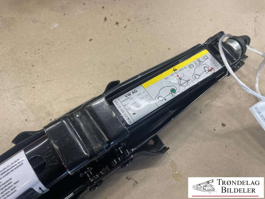 Jekk original til VW Golf VII 2017-2020 (Fase 2)  (5Q0011031D|5G0601703|5Q0011031E|5Q0011221|4D0012219A)