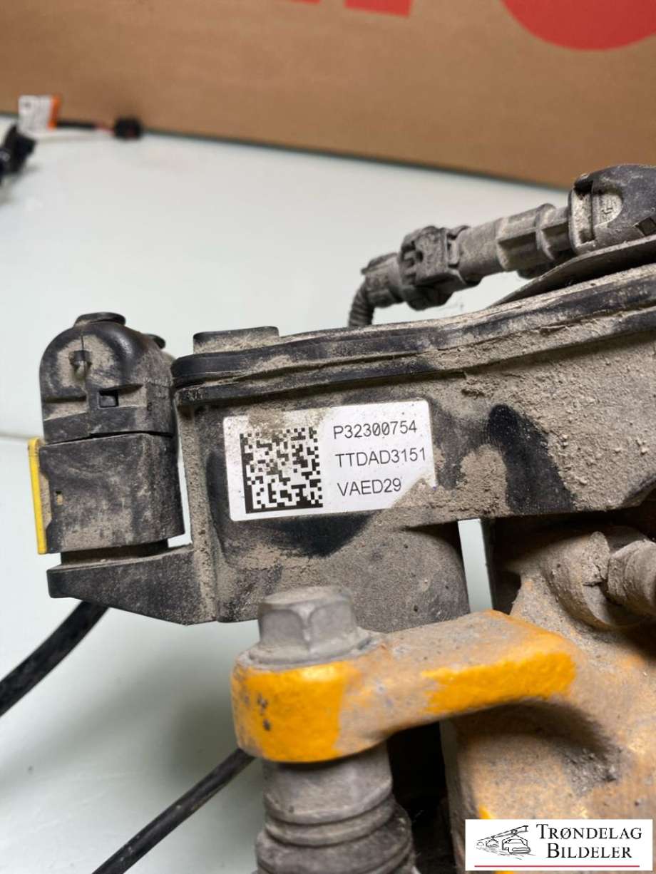 Bremsecaliper høyre bak, elektrisk til Polestar 3 2024-->>  (36010606|)