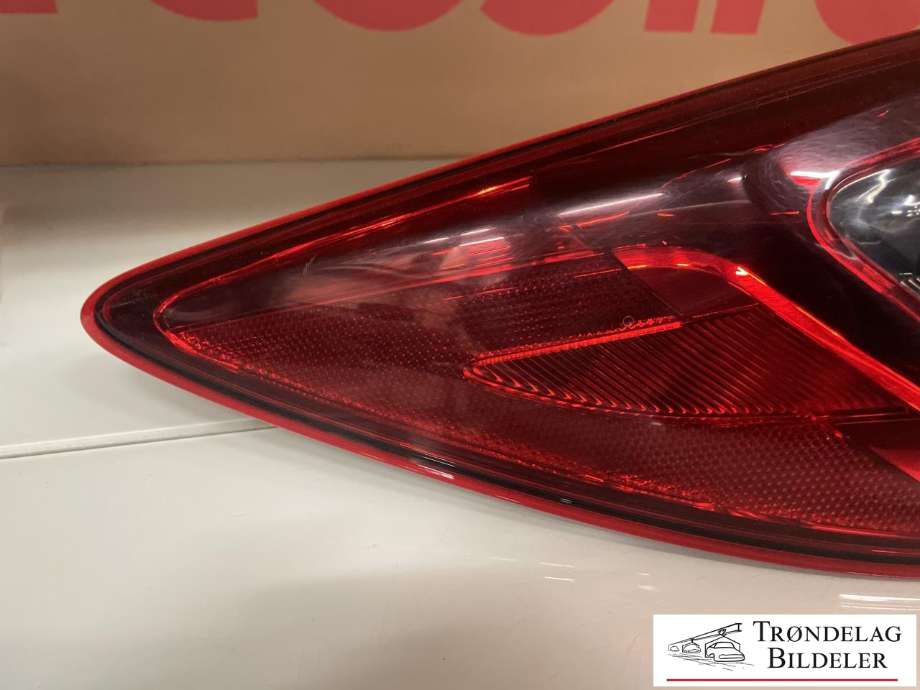 Baklykt venstre ytre til Mazda CX-5 2012-2017 (Type I)  (KD54-51-160D|KD5451160C|)