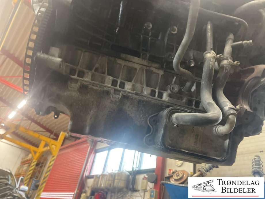 Motor diesel til Volvo XC90 2007-2014 (Type I, Fase 2)  (8251492|6900630|6900632|6900665|6900679|6900891|6900976|6900978|6900980|6901044|6901052|6901056|6901064|6901066|6901101|6901103|6901105|6901191|6901197|6901199|6901209|6901211|6901215|6901343|6901354|6901397|6901414|8602786)