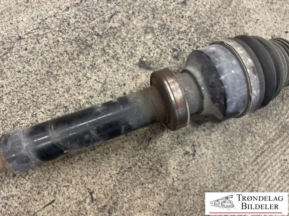 Drivaksel høyre foran, diesel/automat til Volvo XC90 2007-2014 (Type I, Fase 2) (36001218|P30783106|)