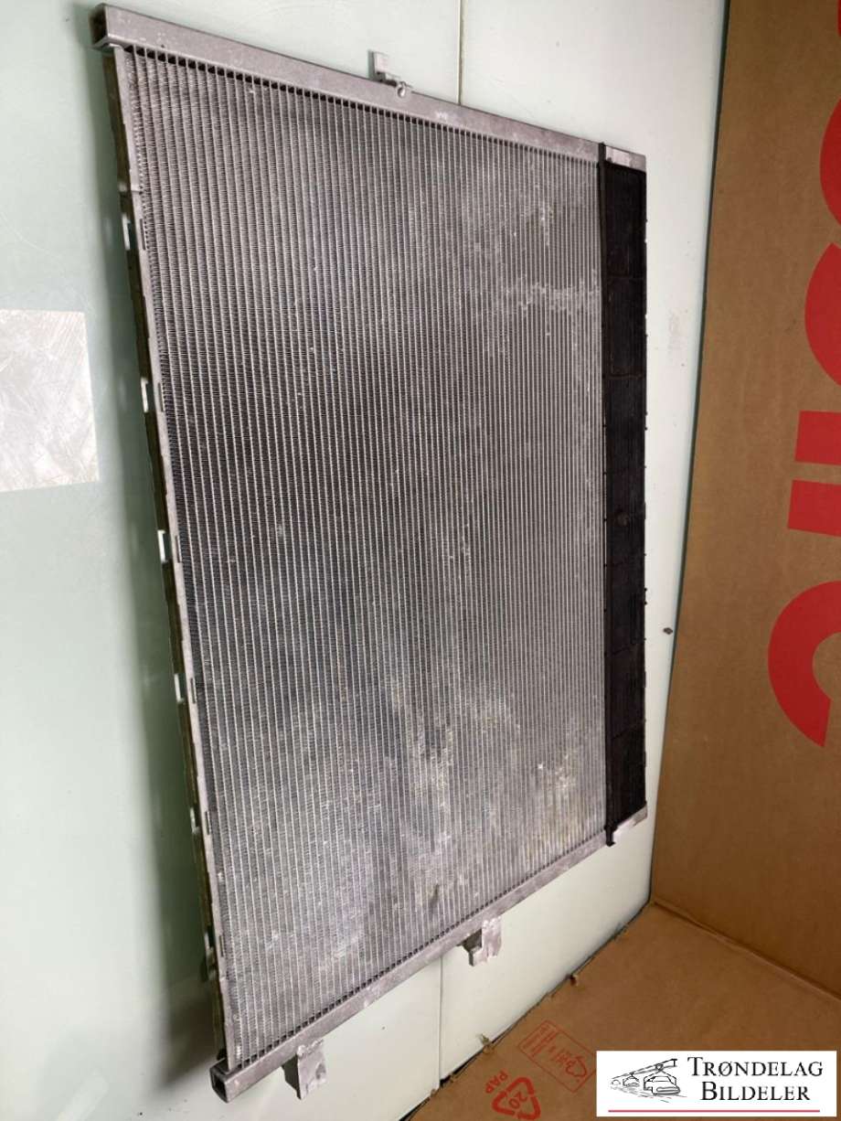 Radiator (automat gir) til Polestar 3 2024-->> (32339354|)