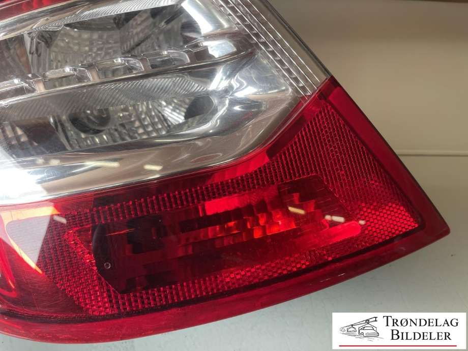 Baklykt venstre ytre til Citroën C4 2011-2017 (Type II)  (98 086 244 80|)