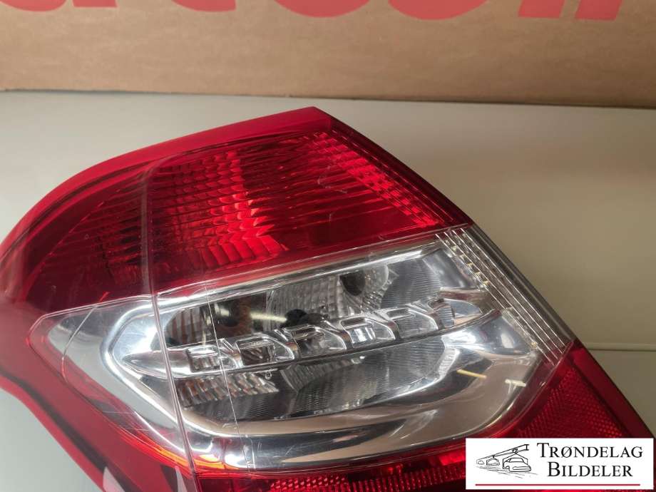 Baklykt venstre ytre til Citroën C4 2011-2017 (Type II)  (98 086 244 80|)