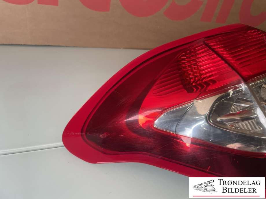 Baklykt venstre ytre til Citroën C4 2011-2017 (Type II)  (98 086 244 80|)