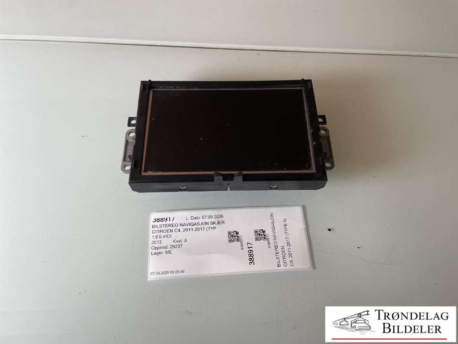 Bilstereo navigasjon skjerm til Citroën C4, 2011-2017 (Type II)  (98 044 102 80)