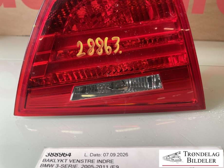 Baklykt venstre indre til BMW 3-Serie 2005-2011 (E90/E91/E92/E93) (E90/E91/E92/E93) (63217289433|63214871739|)