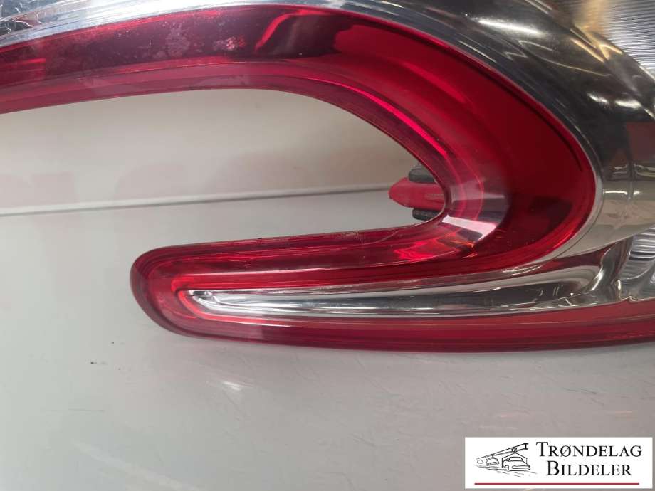 Baklykt venstre til Peugeot 208 2012-2019 (Type I)  (96 726 282 80|)