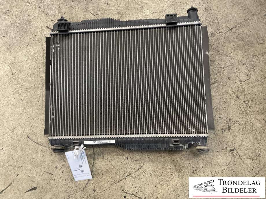 Radiator (manuell gir) til Ford Transit Courier, 2018-2023 (Type I, Fase 2) (2545469)
