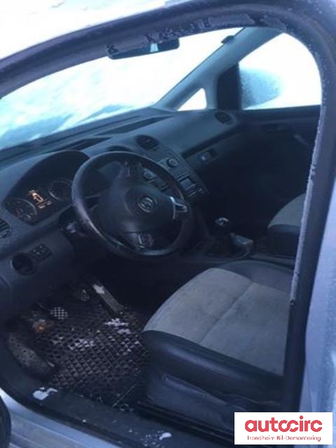 VW Caddy 2010-2015 (Type III, Fase 2) , Motorkode: CAY, Girkassekode: MLS
