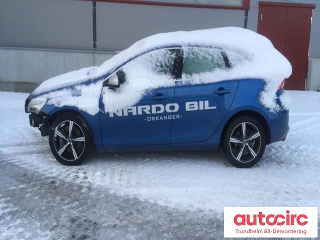 Volvo V40 2012-2019 , Motorkode: B4154T5, Girkassekode: 