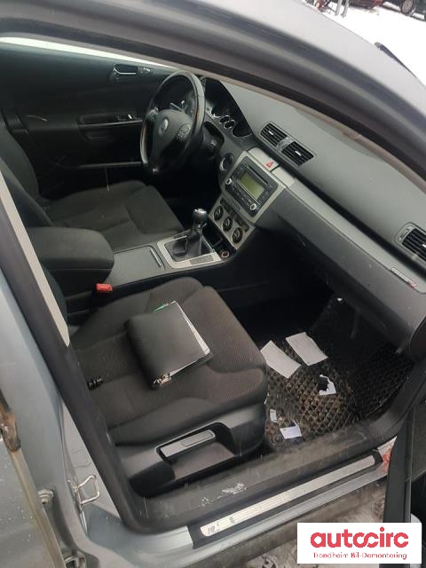 VW Passat 2005-2010 (B6) (B6), Motorkode: BLF, Girkassekode: 